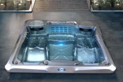 Outtech Steel Art Cetus Whirlpool, Grau/schwarz, 228x214x93 Cm / 1000L, 4 Pers., LED Corner Light, LCD Balboa Anzeige, WIFI READY