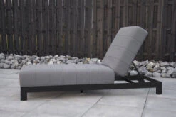 OUTFLEXX Liege, Anthrazit/flanelle, Alu/Sunbrella, 203x70x40/100, Höhenverstellbare Rückenlehne