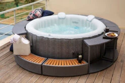 MSPA Comfort Bubble Spa Series Whirlpool, Grau/weiß, Rhino-Tech, Ø204x70 Cm / 930L, Rattanoptik, Inkl. Fernbedienung, Für Bis Zu 6 Personen -Ausgewählte Geschäfte Für Garten- Und Outdoor-Produkte 22481 03.jpg