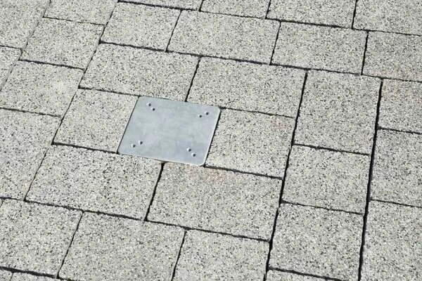 Schneider® SCHNEIDER Universal-Bodenplatte Für Sonnenschirme, Silber, Stahl Verzinkt, 16 X 16 X 40 Cm 4 Schneider® SCHNEIDER Universal-Bodenplatte Für Sonnenschirme, Silber, Stahl Verzinkt, 16 X 16 X 40 Cm – Bild 2