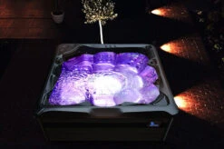 Outtech Steel Art Taurus Whirlpool, Grau/schwarz, 214x214x93 Cm / 1000L, 6 Pers., LED Corner Light, LCD Balboa Anzeige, WIFI READY -Ausgewählte Geschäfte Für Garten- Und Outdoor-Produkte 3 21289.jpg