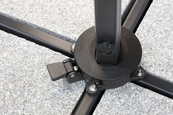 Schneider® SCHNEIDER Rhodos Ampelschirm, Anthrazit, Quadratisch, 300 X 300 Cm 6 Schneider® SCHNEIDER Rhodos Ampelschirm, Anthrazit, Quadratisch, 300 X 300 Cm – Bild 4